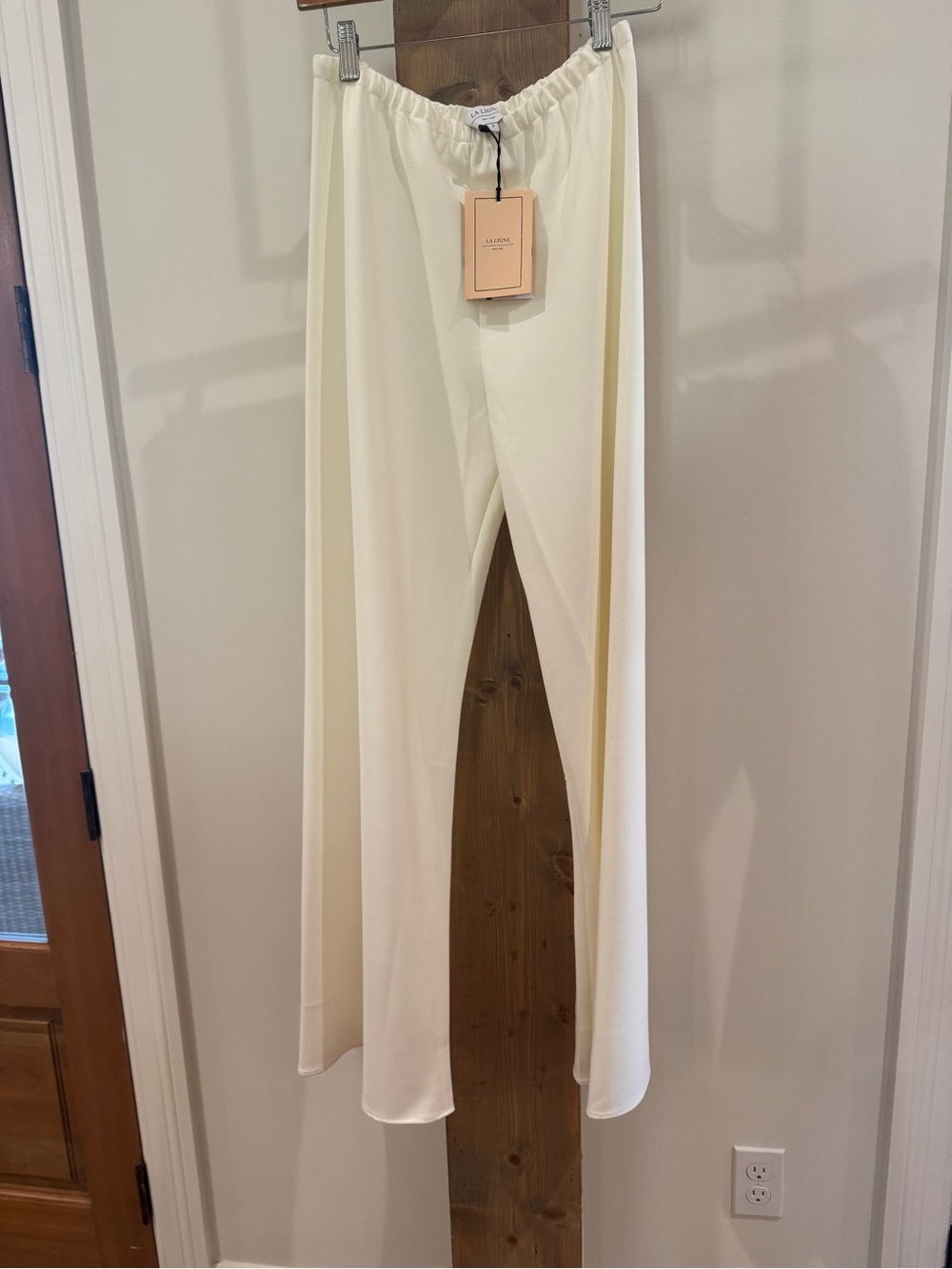 NWT La Ligne ivory crepe Colby pants. Small. Never worn.